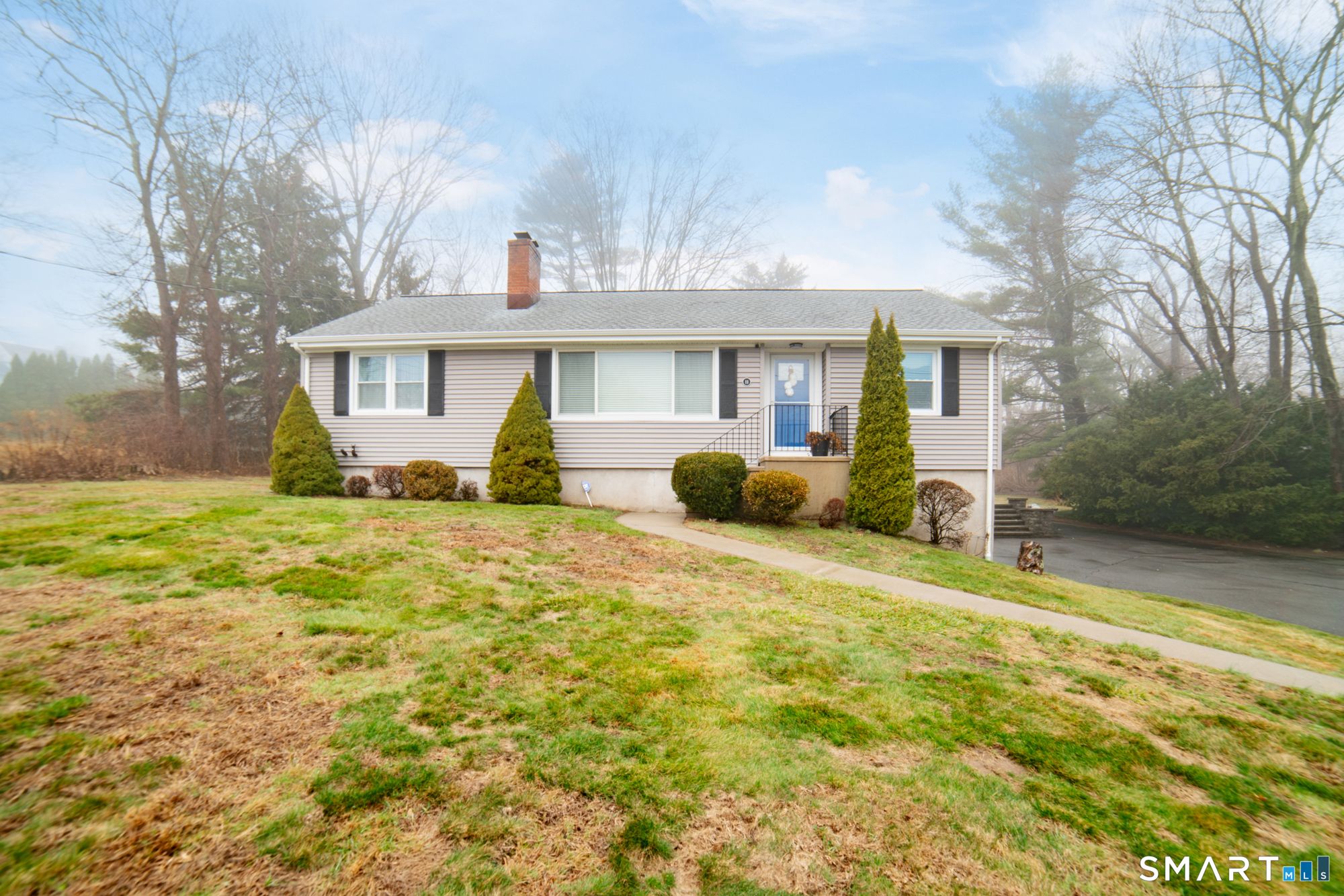 11 Whalley Road Trumbull, CT 06611 - Photo 1 of 30