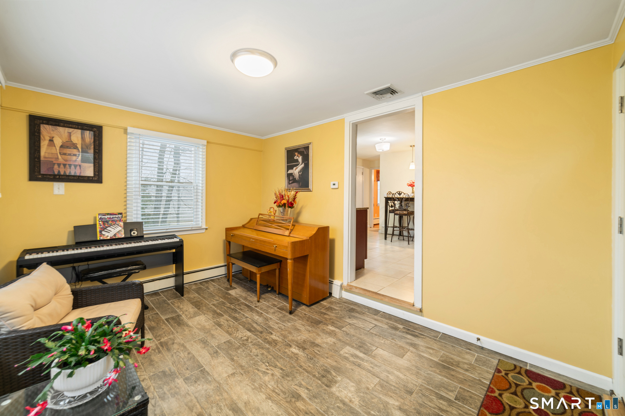 11 Whalley Road Trumbull, CT 06611 - Photo 15 of 30