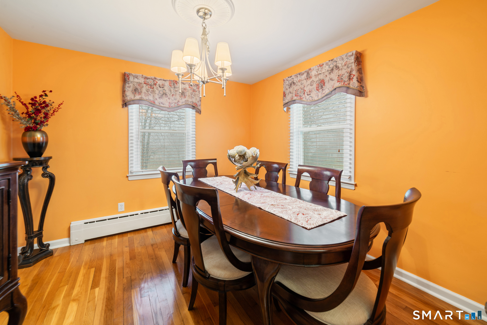 11 Whalley Road Trumbull, CT 06611 - Photo 8 of 30