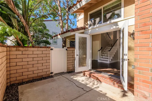 $4,950 | 7802 Bayport Drive, Unit 28, Huntington Beach, CA 92648