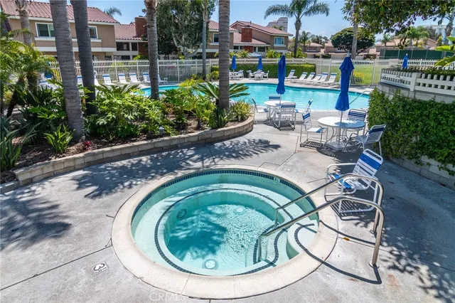 $4,950 | 7802 Bayport Drive, Unit 28, Huntington Beach, CA 92648