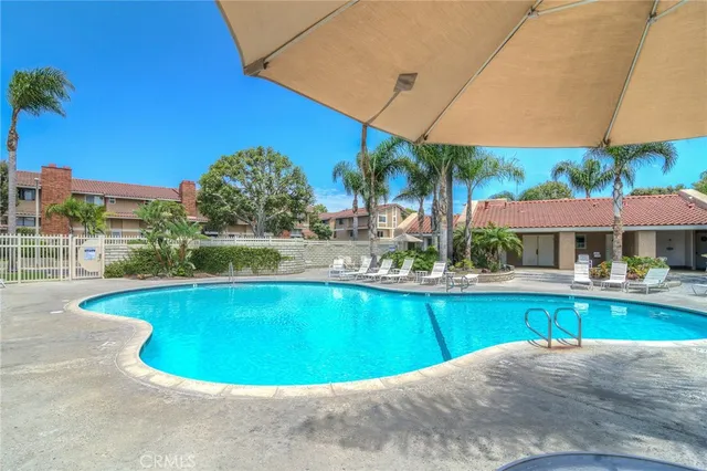 $4,950 | 7802 Bayport Drive, Unit 28, Huntington Beach, CA 92648