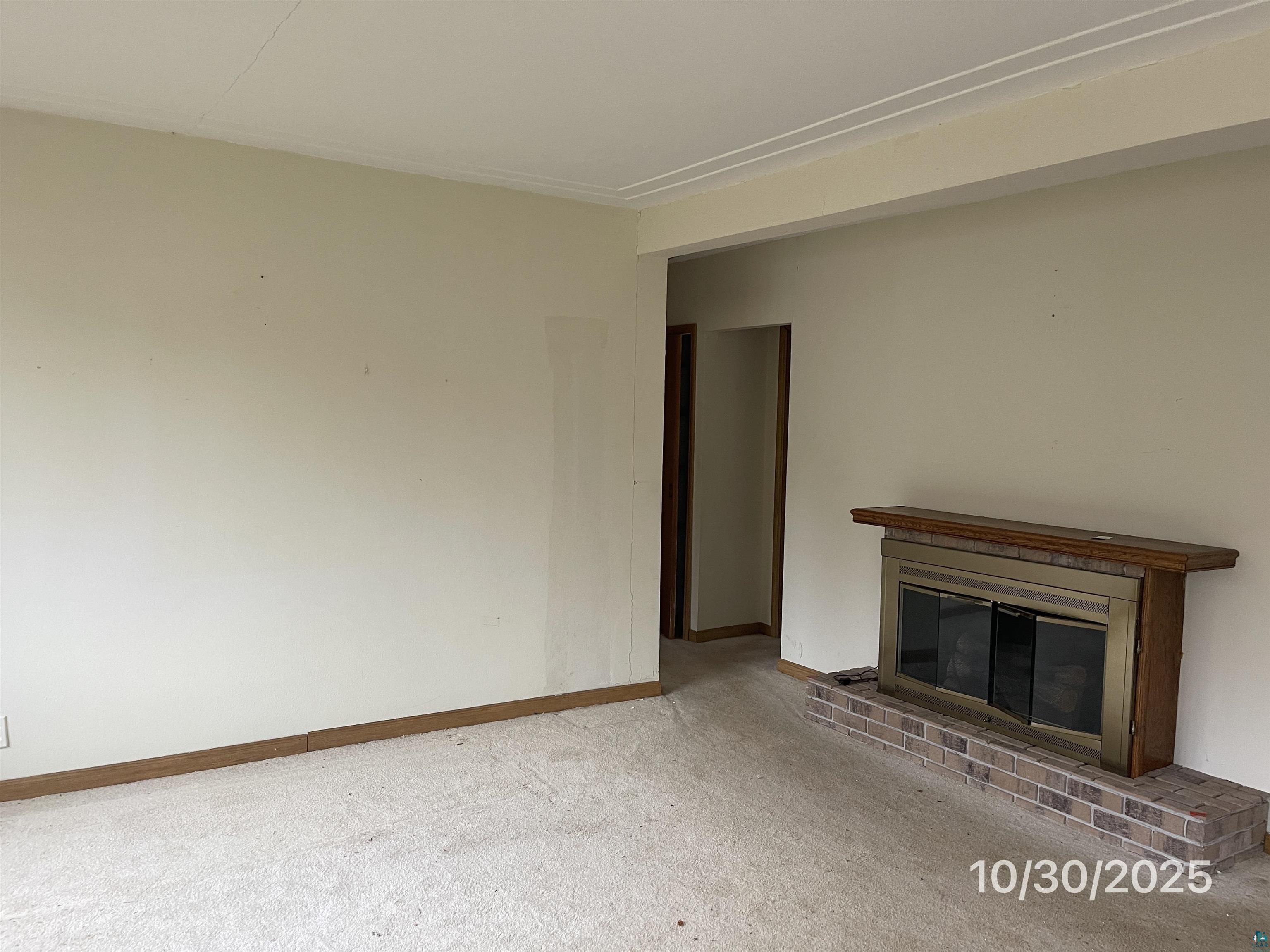 821 West Page Street Duluth, MN 55811 - Photo 7 of 34