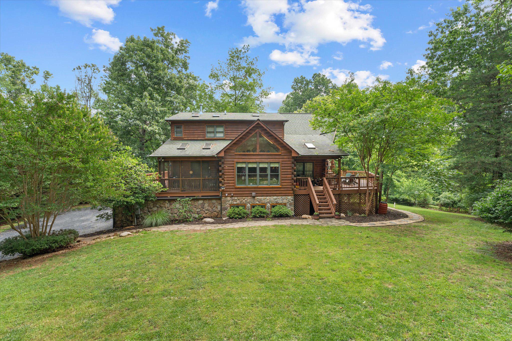 459 Windy Pines Road Front Royal, VA 22630 - Photo 3 of 24 Street Facing