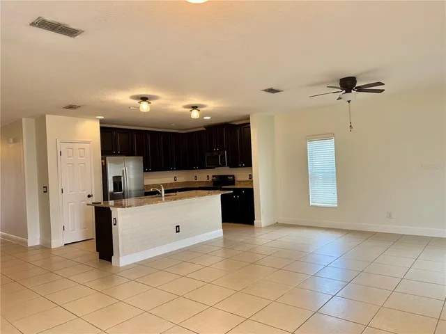 $2,300 | 122 Andalusia Loop, Davenport, FL 33837