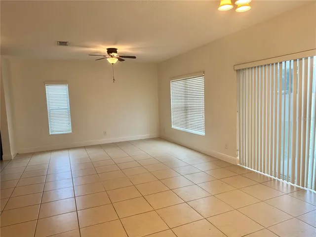 $2,300 | 122 Andalusia Loop, Davenport, FL 33837