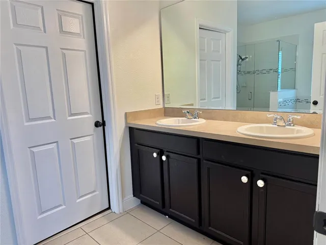 $2,300 | 122 Andalusia Loop, Davenport, FL 33837