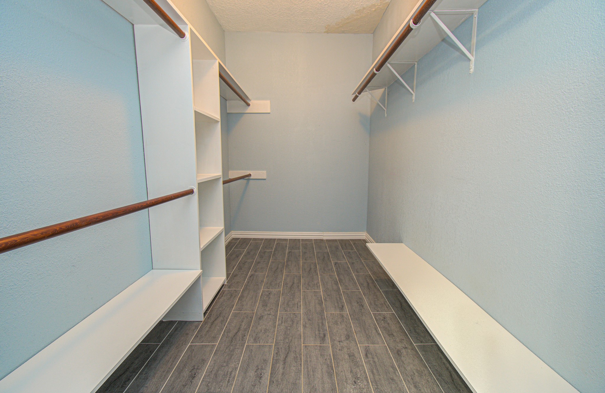 10546 Rippling Fields Drive Houston, TX 77064 - Photo 22 of 31 Large Primary walk in closet.