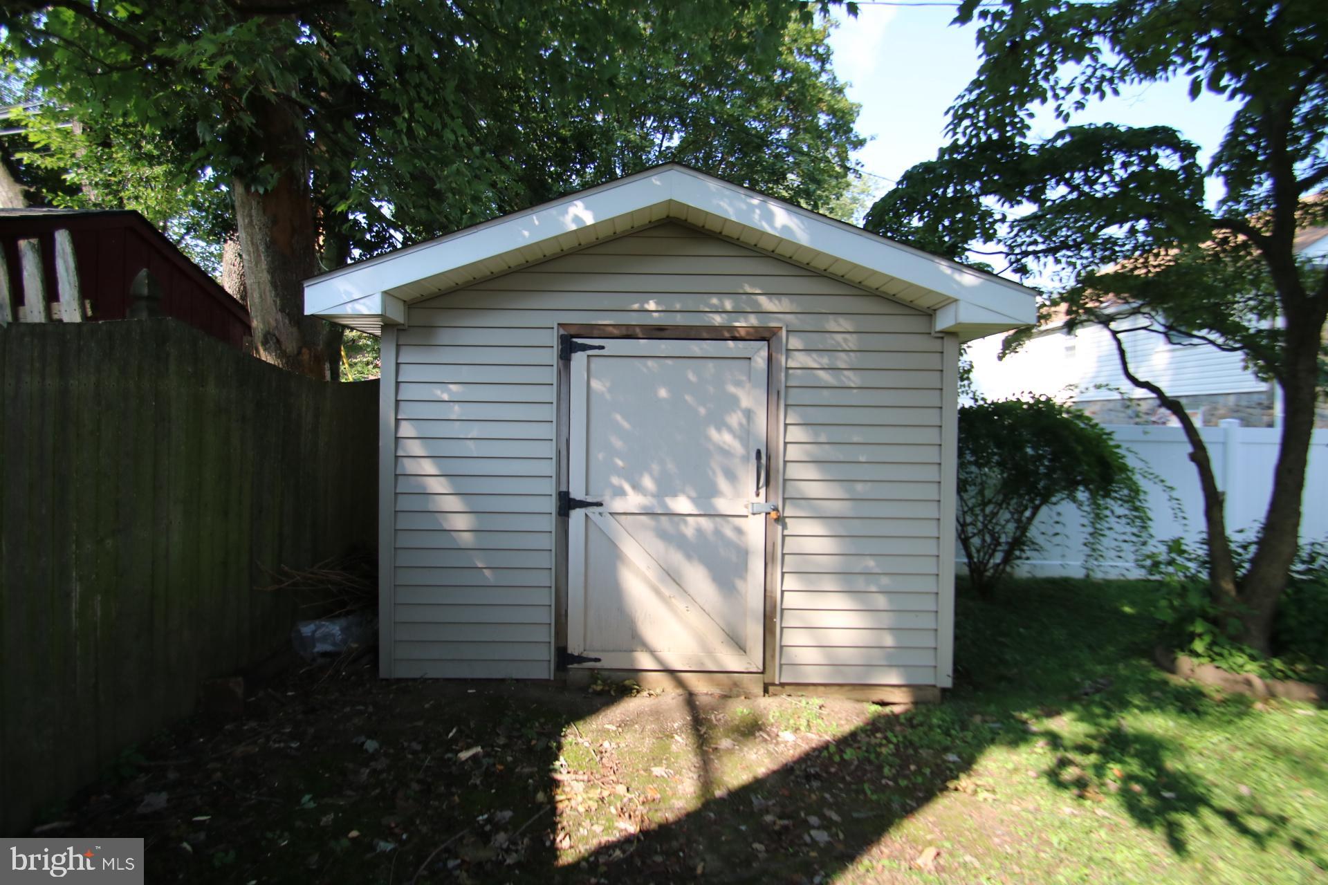 485 Maplewood Road Springfield, PA 19064 - Photo 10 of 51 shed in back yard