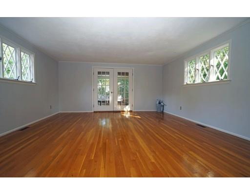 59 Devon Road Norwood, MA 02062 - Photo 12 of 20 Gallery Image 12