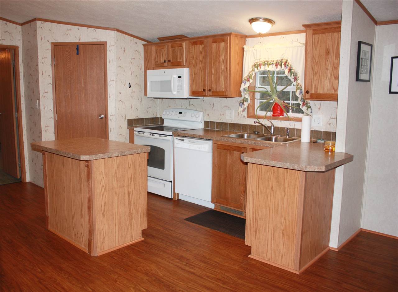 33 Wyndham Road Colchester, VT 05446 - Photo 7 of 30 Gallery Image 7