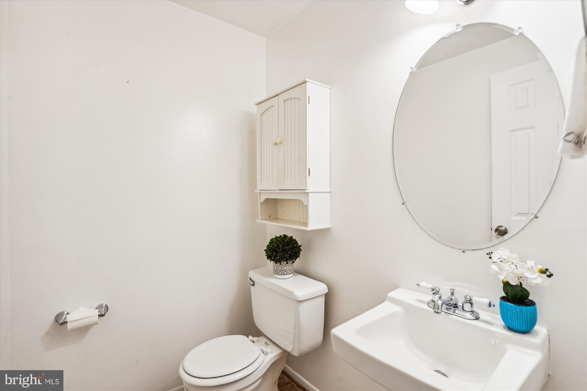 8711 Ridge Hollow Court Springfield, VA 22152 - Photo 32 of 42 Powder Room on Lower Level.