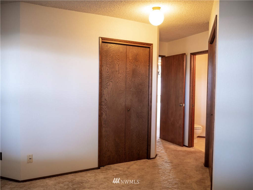 121 Front Street, Unit 14 Lynden, WA 98264 - Photo 11 of 24