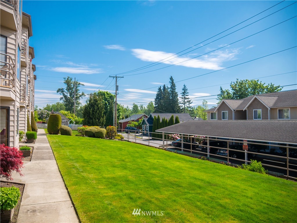 121 Front Street, Unit 14 Lynden, WA 98264 - Photo 21 of 24