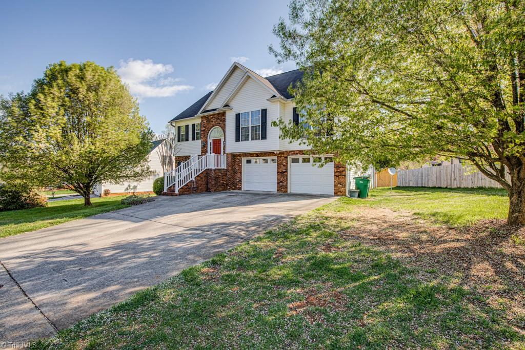 5125 Springhouse Farm Road Winston-Salem, NC 27107 - Photo 2 of 39 Gallery Image 2