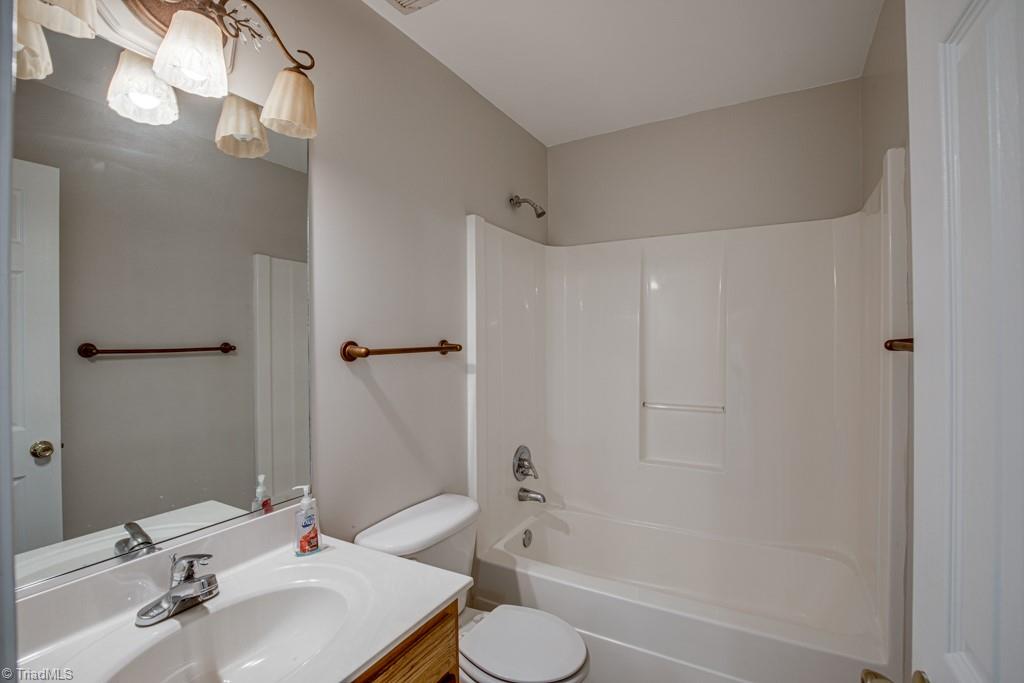 5125 Springhouse Farm Road Winston-Salem, NC 27107 - Photo 33 of 39 Gallery Image 33