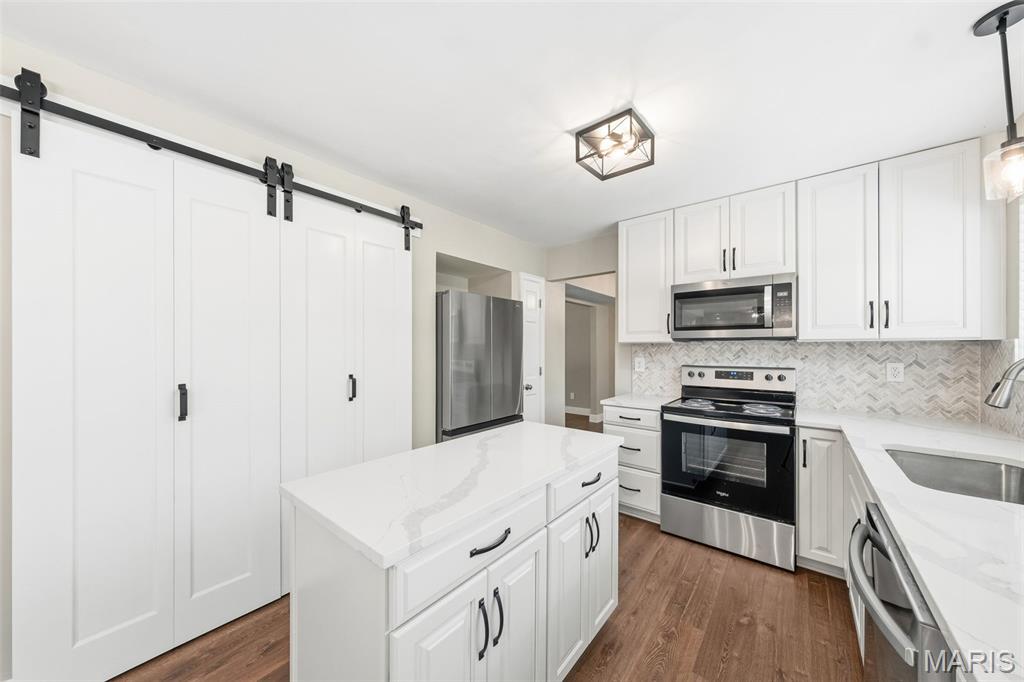 3 Declaration Trail O'Fallon, MO 63368 - Photo 8 of 24