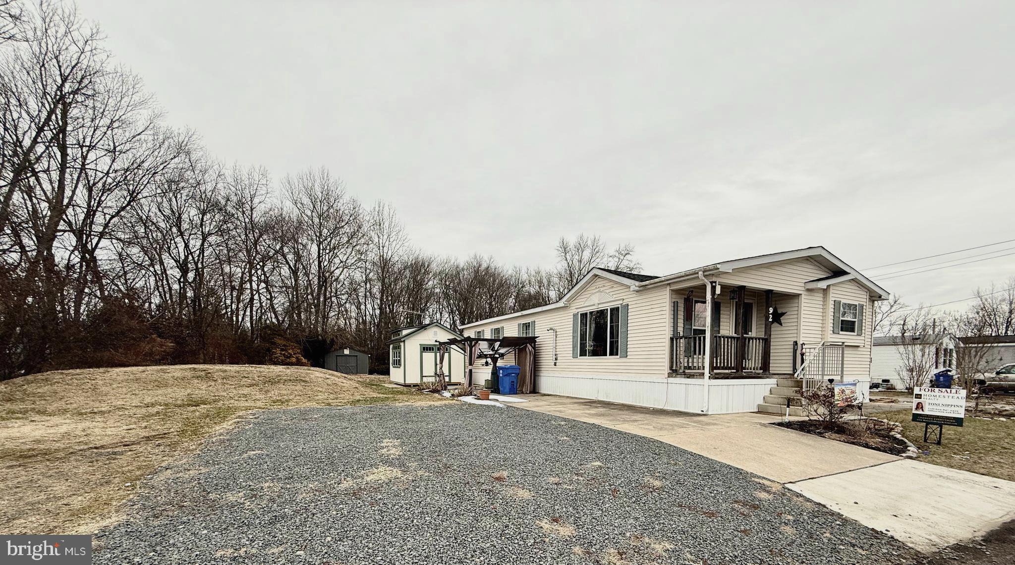 92 Arrowhead Road Shamong, NJ 08088 - Photo 3 of 22 Stone Driveway
