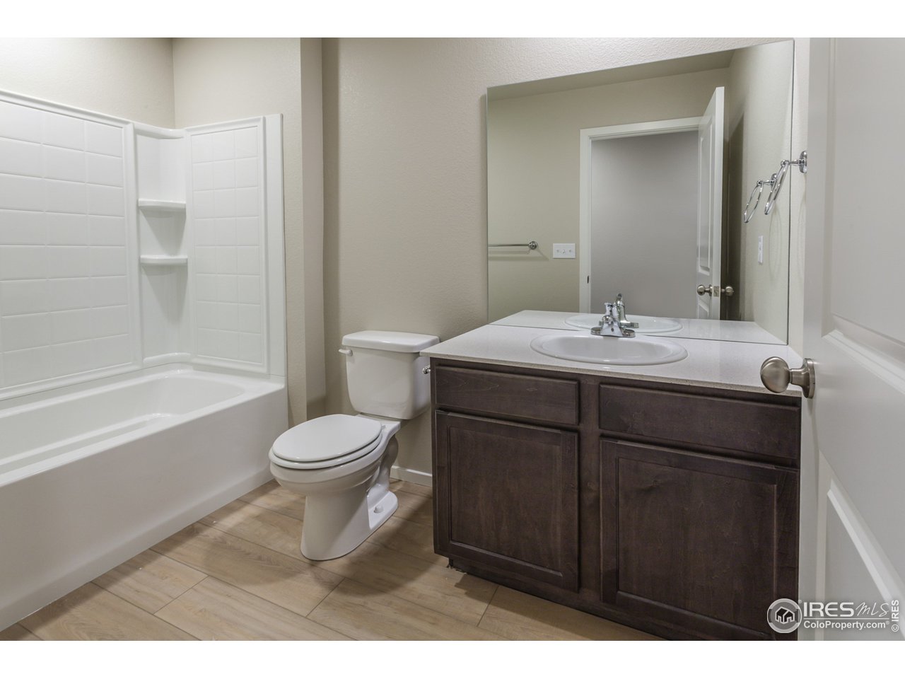 6613 4th St Road, Unit 4 Greeley, CO 80634 - Photo 27 of 34 EXAMPLE PHOTO: SECONDARY BATH