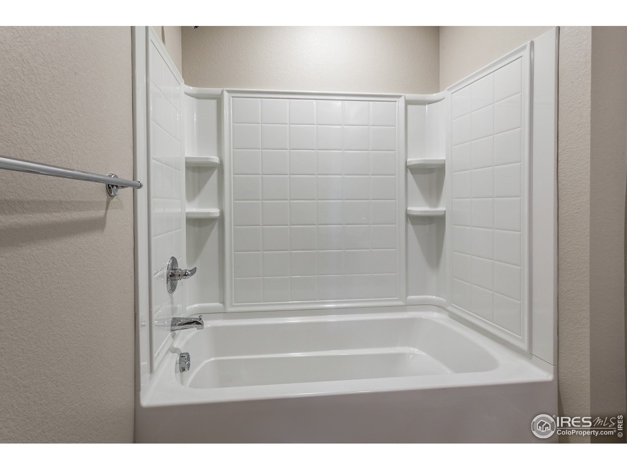 6613 4th St Road, Unit 4 Greeley, CO 80634 - Photo 28 of 34 EXAMPLE PHOTO: SECONDARY BATH
