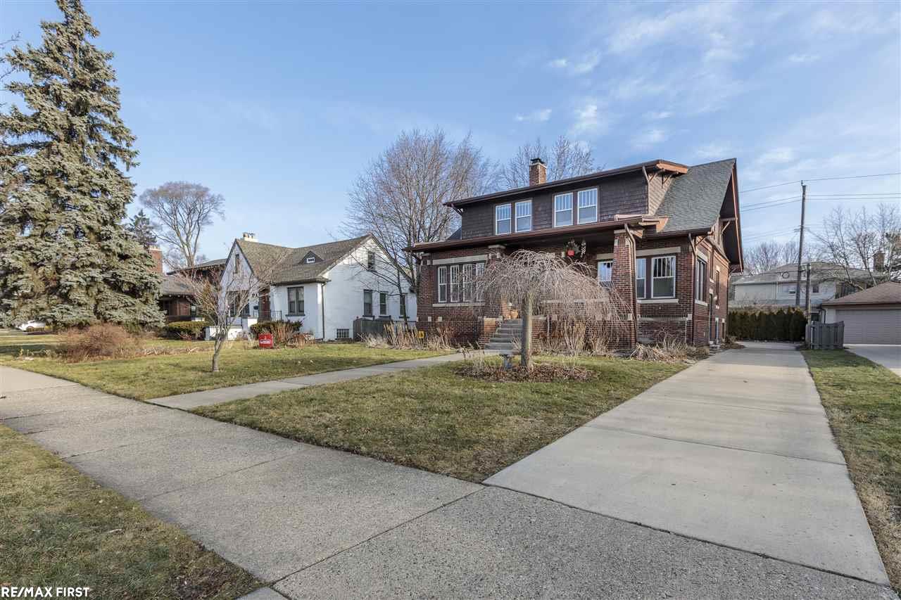 830 Barrington Road Grosse Pointe Park, MI 48230 - Photo 3 of 31