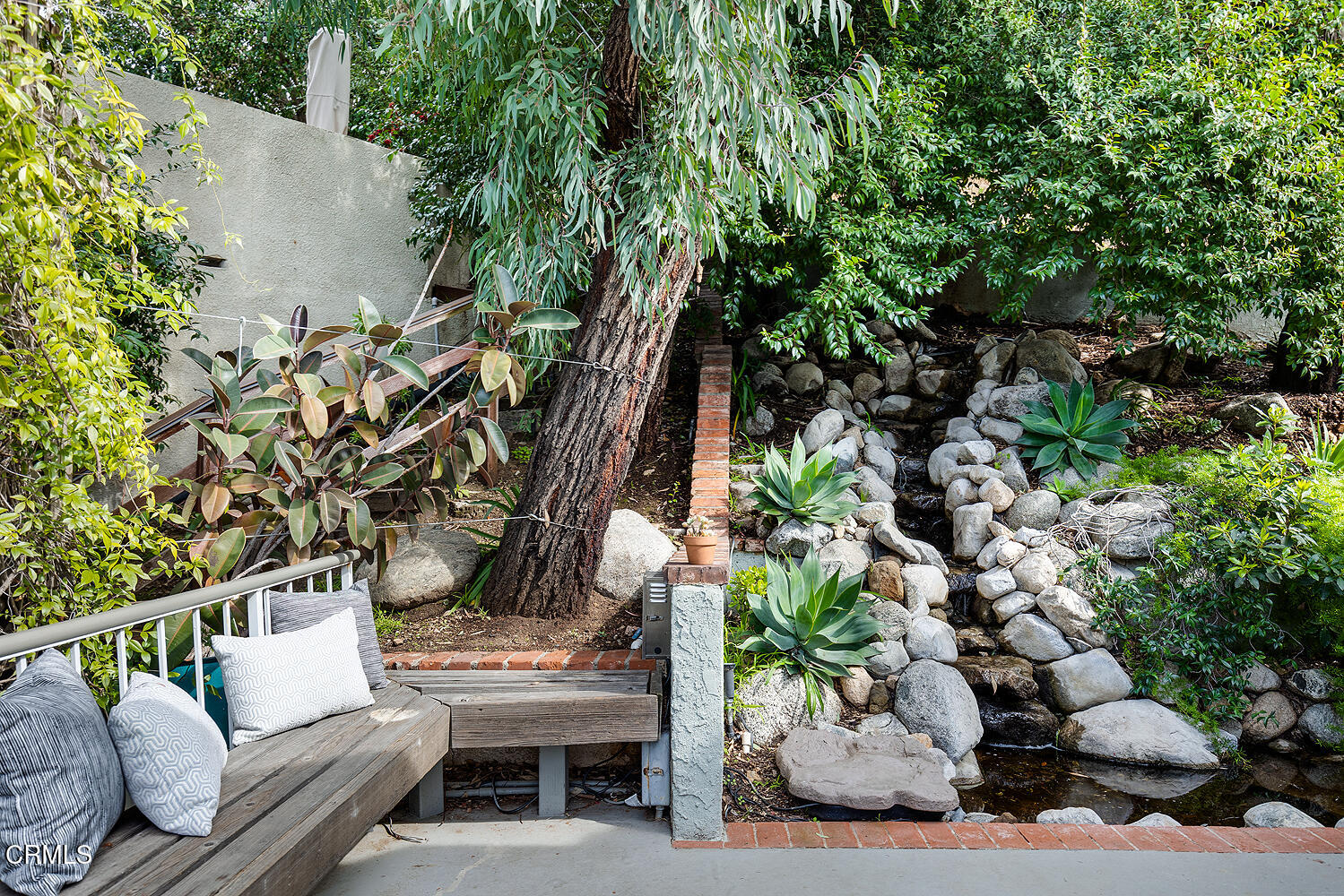 1386 Glen Oaks Boulevard Pasadena, CA 91105 - Photo 16 of 47 a view of a chairs in a patio