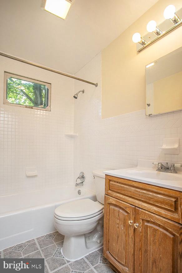 506 Pen-Ambler Road Ambler, PA 19002 - Photo 14 of 35 Full Bath Main Floor