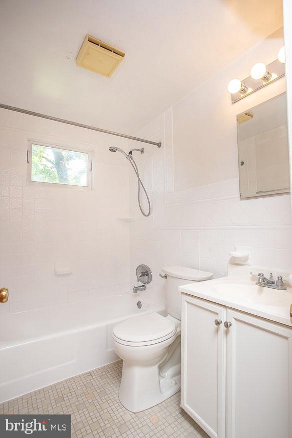 506 Pen-Ambler Road Ambler, PA 19002 - Photo 22 of 35 Full Bath Upper Level