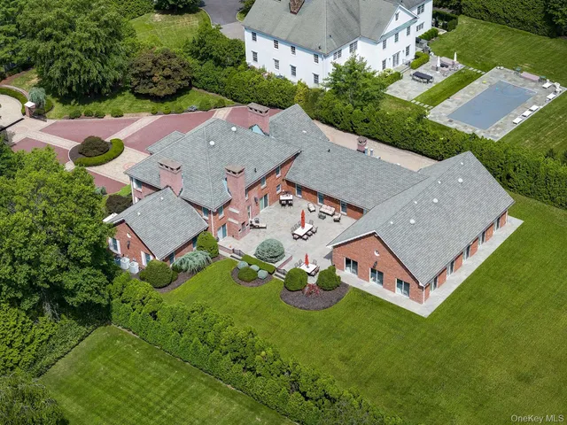 $6,000,000 | 109 Mamaroneck Road, Scarsdale, NY 10583