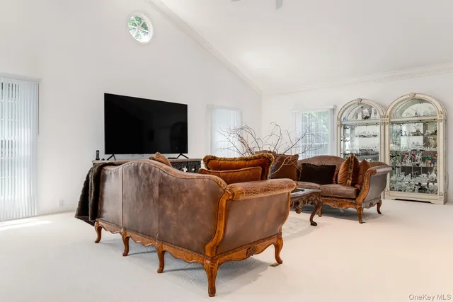 $6,000,000 | 109 Mamaroneck Road, Scarsdale, NY 10583