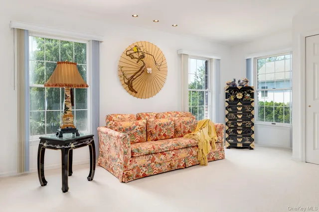 $6,000,000 | 109 Mamaroneck Road, Scarsdale, NY 10583