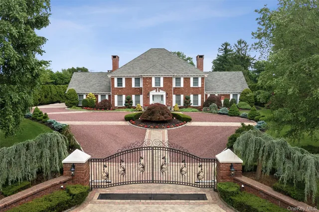 $6,000,000 | 109 Mamaroneck Road, Scarsdale, NY 10583