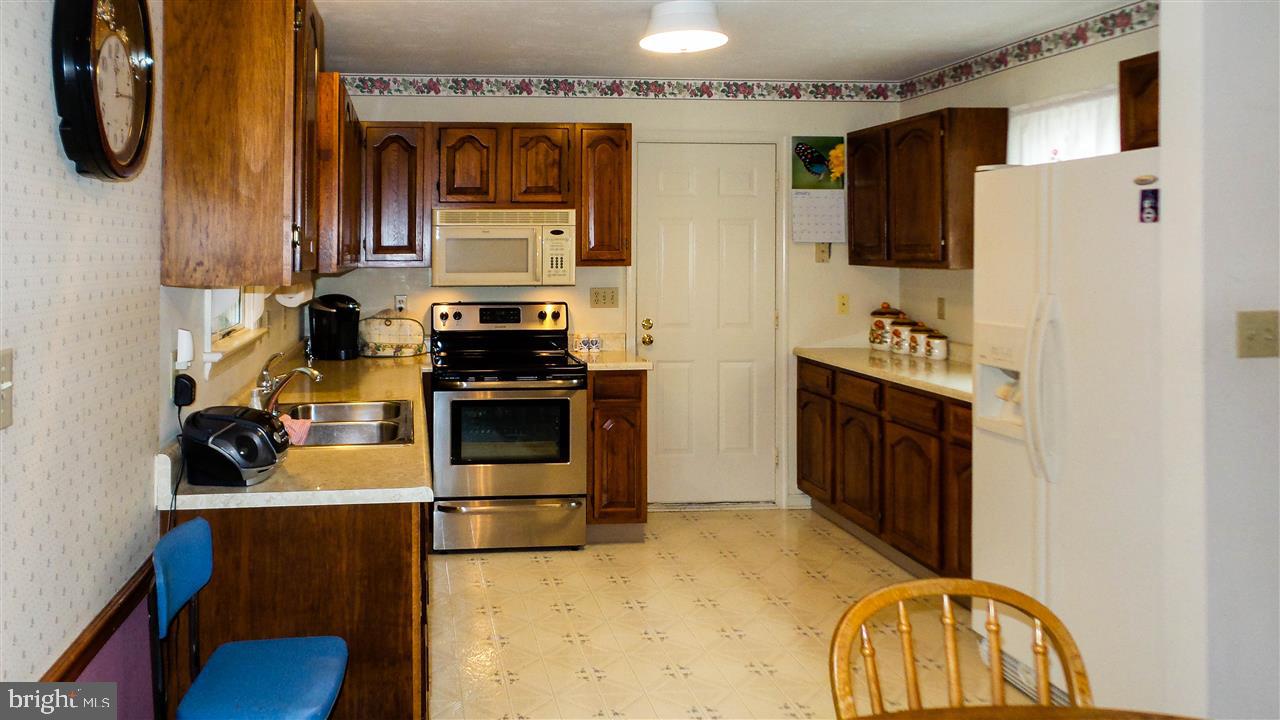 2799 Ridings Way York, PA 17408 - Photo 4 of 36 Gallery Image 4
