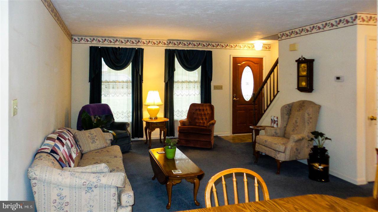 2799 Ridings Way York, PA 17408 - Photo 7 of 36 Gallery Image 7
