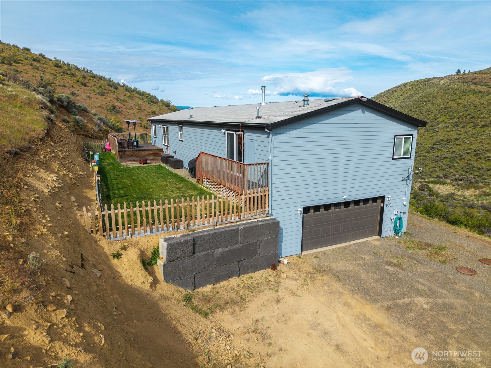 5370 Umptanum Road Ellensburg, WA 98926 - Photo 3 of 36