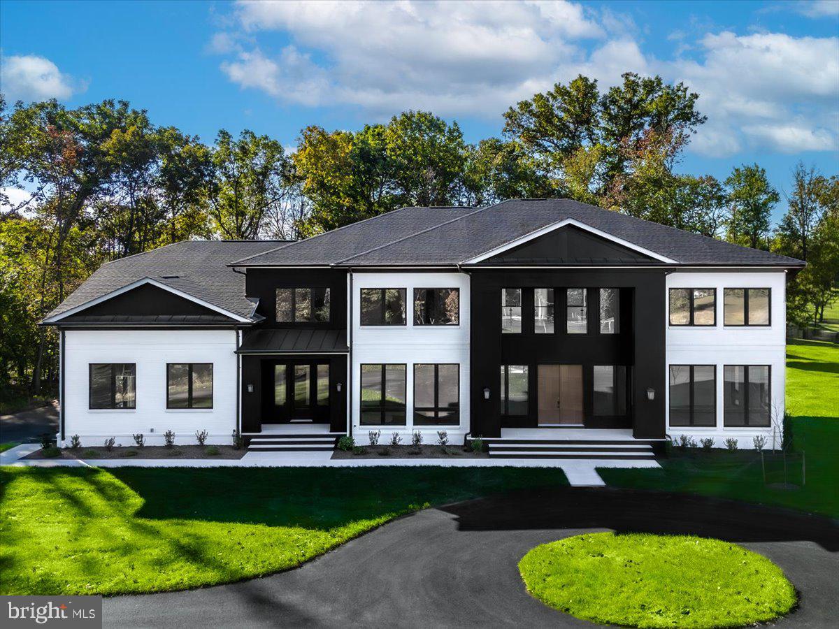 4616 Fairfax Mnr  