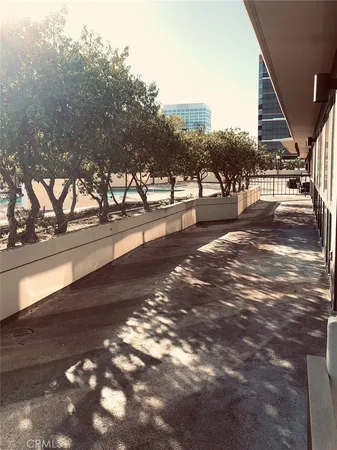$1,009,000 | 222 Monterey Road, Unit 104, Glendale, CA 91206