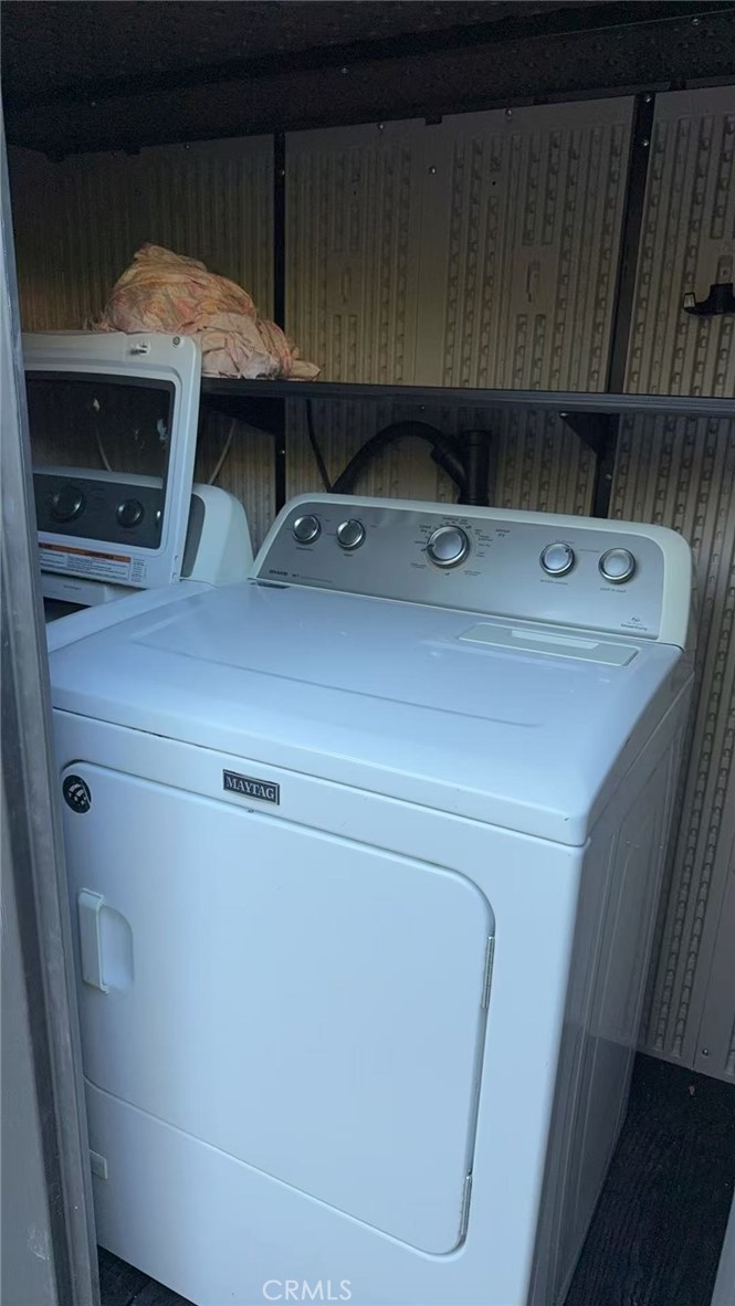 18421 Rocky Court Rowland Heights, CA 91748 - Photo 5 of 9 a sink with washer and dryer