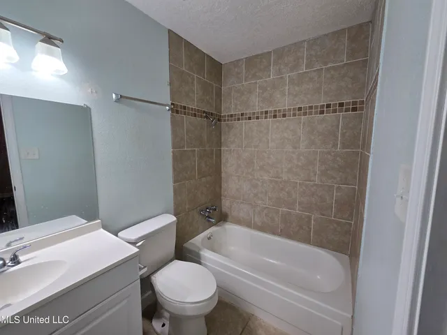 $1,550 | 84 Woodforest Drive, Gulfport, MS 39503