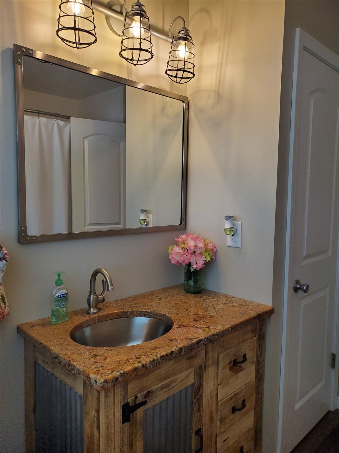 116 South Park Lane Butler, IN 46721 - Photo 13 of 27 Gallery Image 13