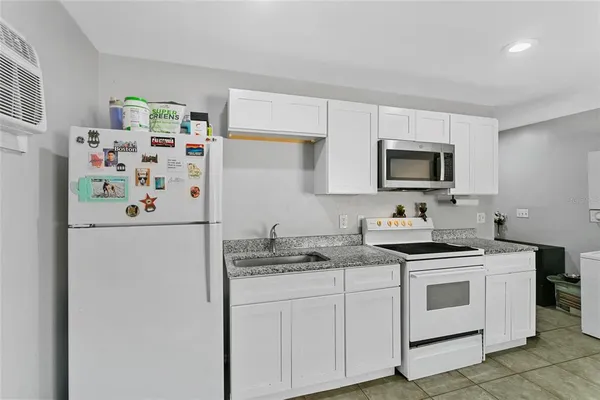 $1,150 | 625 North Hyer Avenue, Unit A, Orlando, FL 32803
