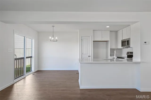 $309,609 | 1059 Black Bear Drive, House Springs, MO 63051