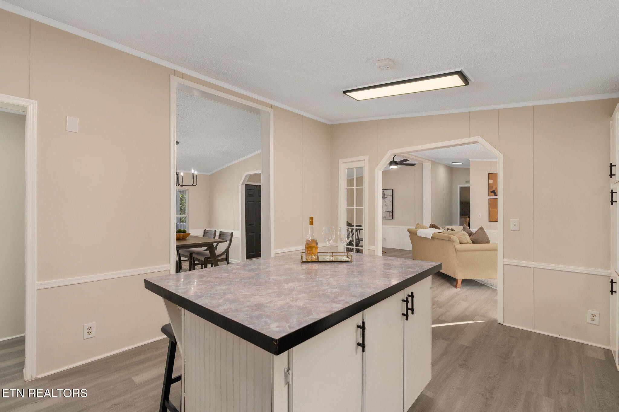 3315 Chuckey Highway Limestone, TN 37681 - Photo 19 of 40 a kitchen with a table and chairs