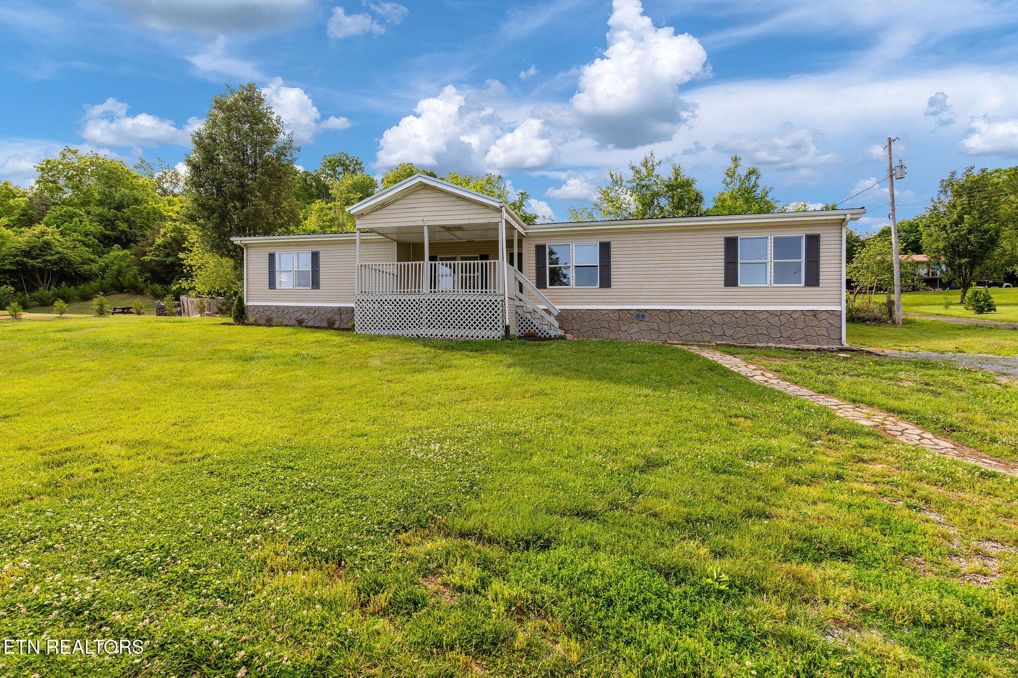 3315 Chuckey Highway Limestone, TN 37681 - Photo 38 of 40 a view of a house with a yard
