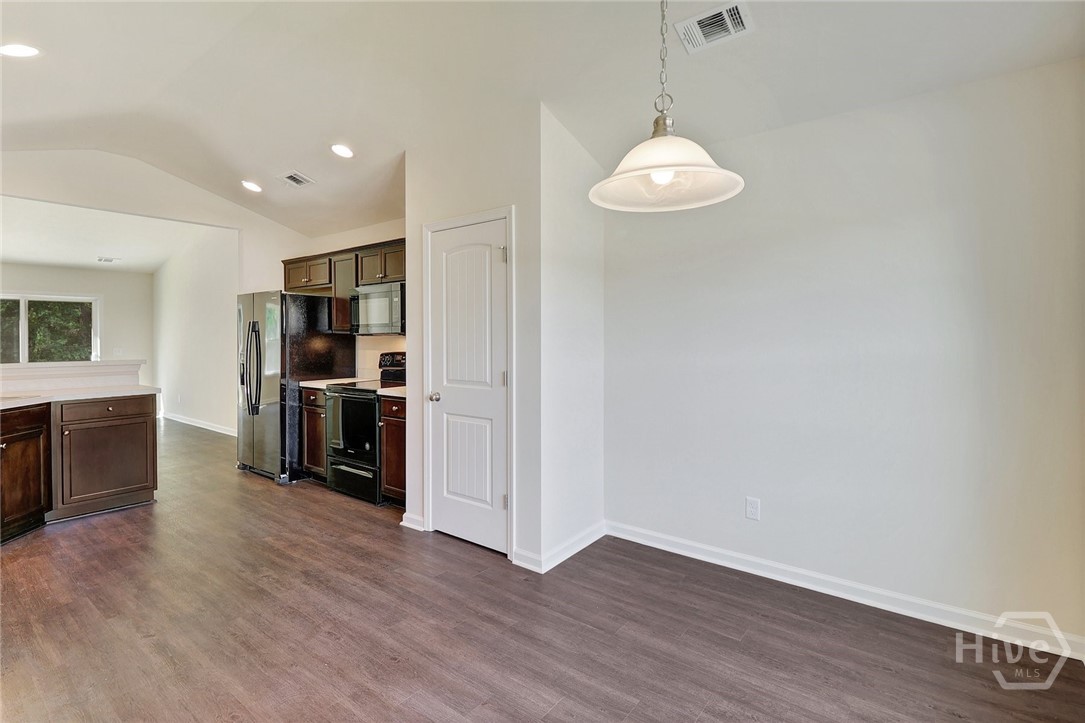 233 Willis Way Broxton, GA 31519 - Photo 4 of 19