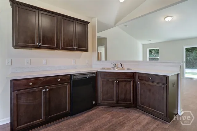 $2,000 | 233 Willis Way, Broxton, GA 31519