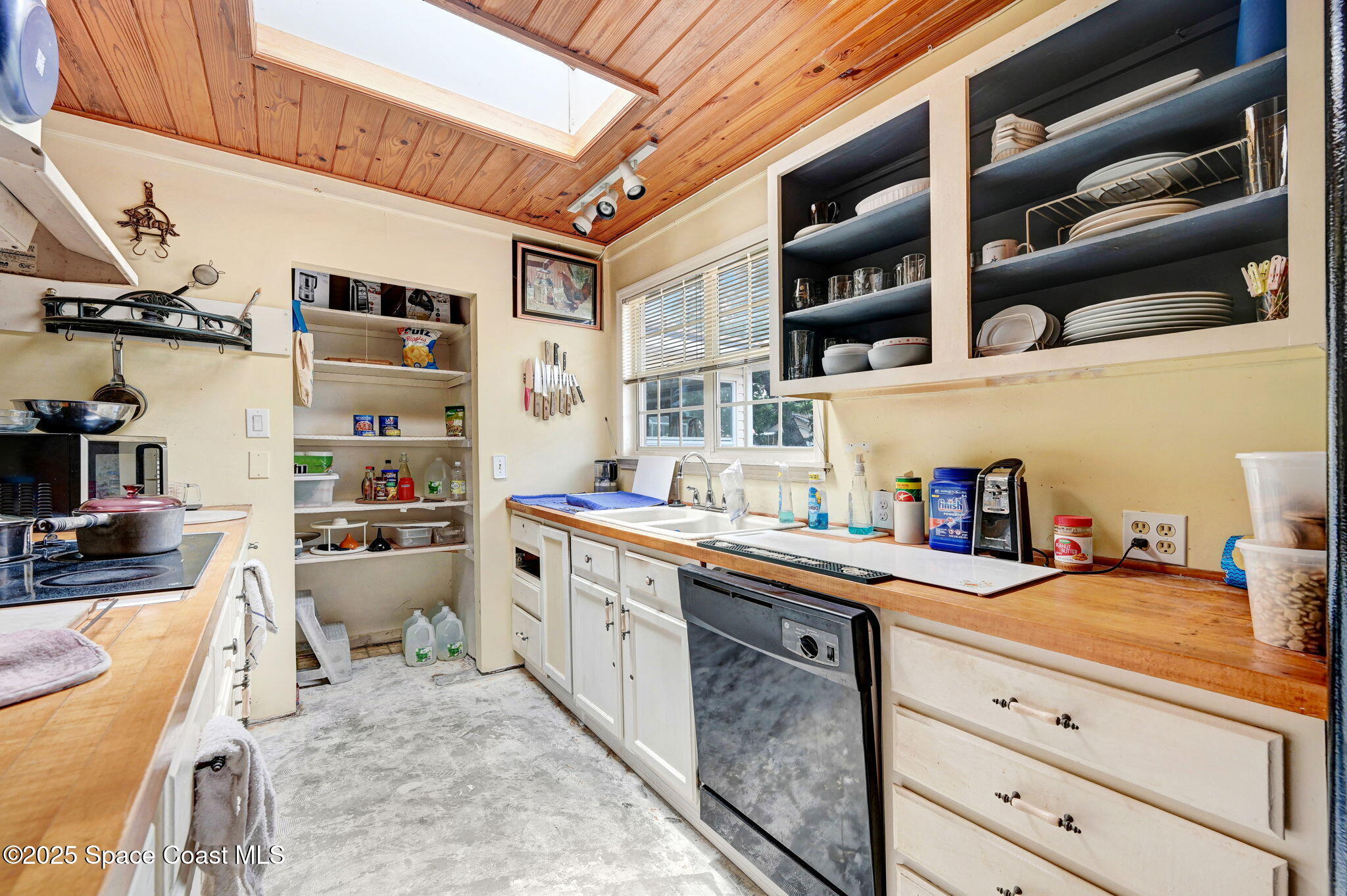 409 Stendal Road Northwest Palm Bay, FL 32907 - Photo 13 of 35 DSC_3454
