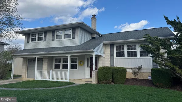 $399,900 | 116 Autumn Horseshoe Bend, Newark, DE 19702