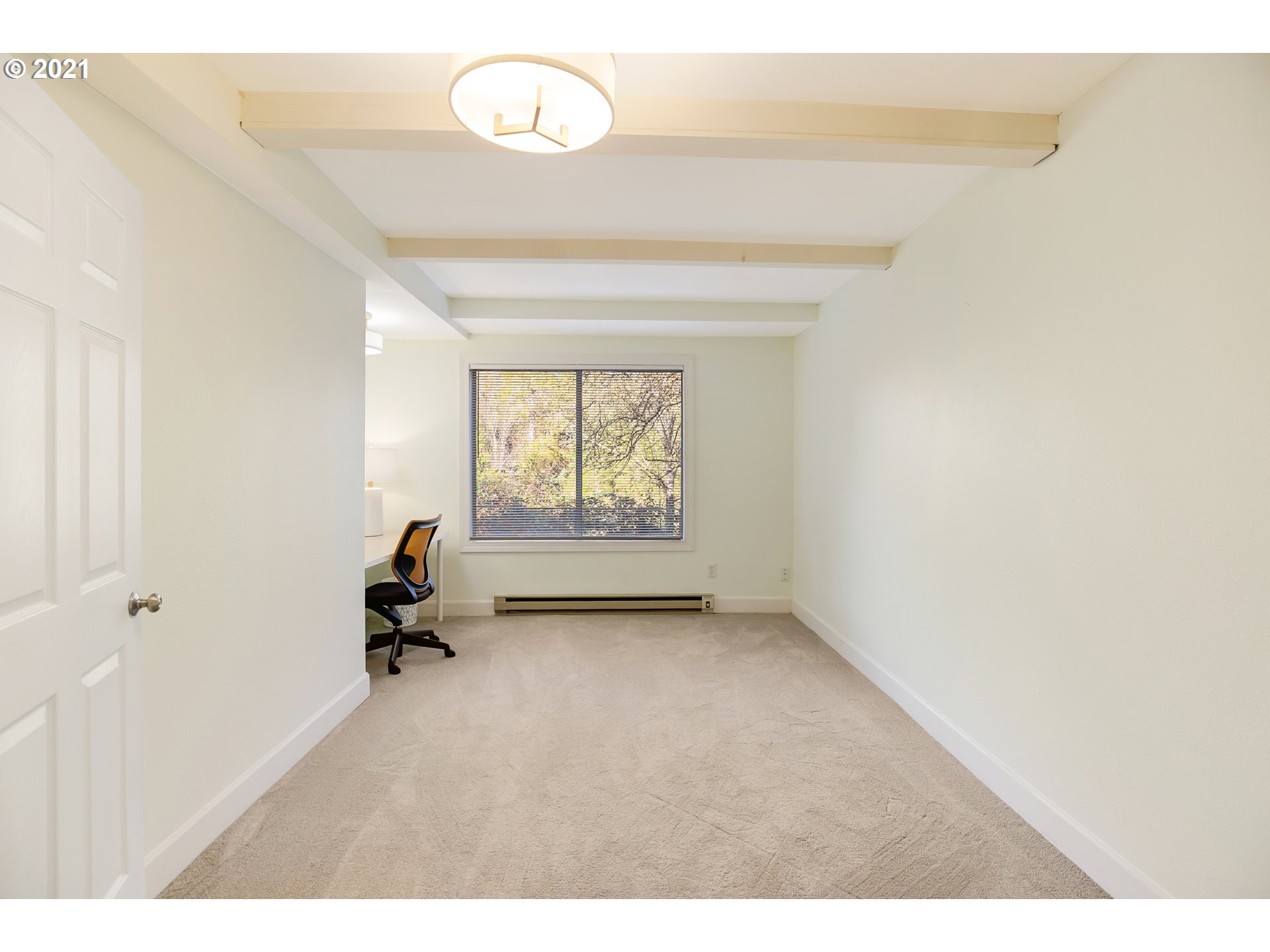 5845 Southwest Vermont Street Portland, OR 97219 - Photo 19 of 25 Gallery Image 19