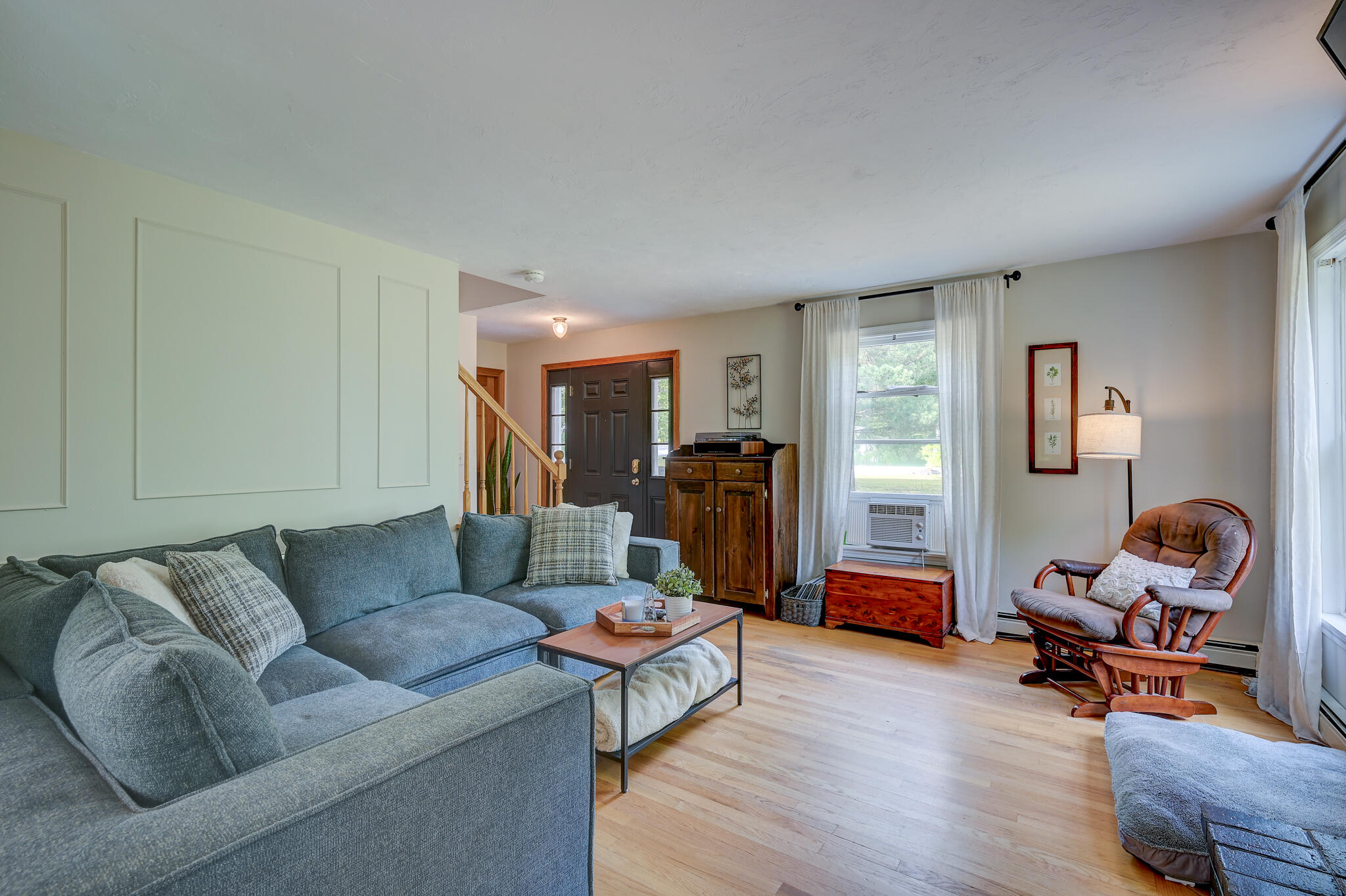 70 Chautauqua Road Fryeburg, ME 04037 - Photo 16 of 42 Living Room